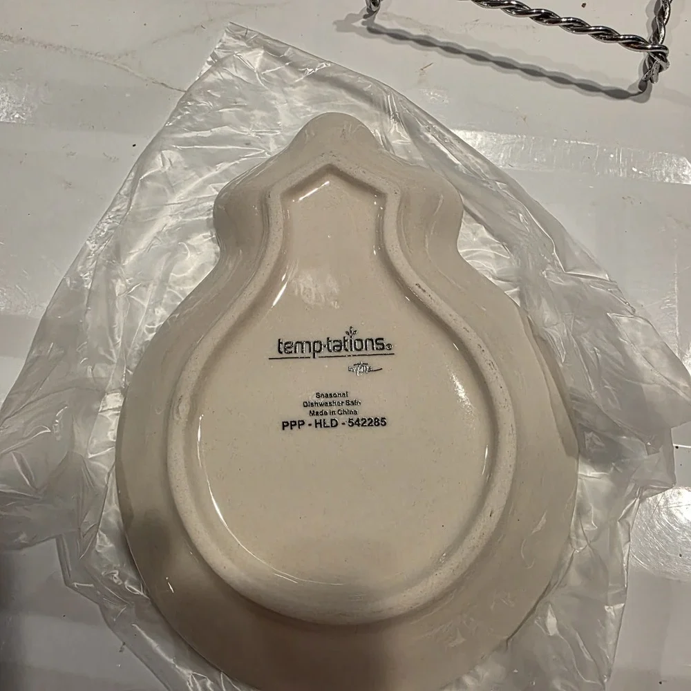 Temp-tations by Tara Whimsical Penguin Spoon Rest Trinket Tray Appetizer Plate